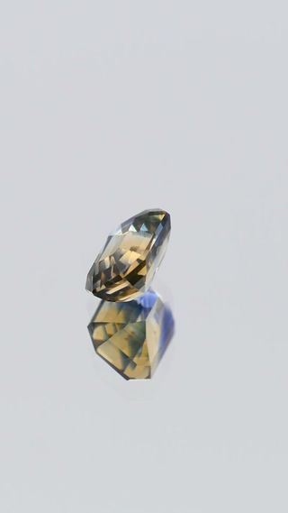 Natural Bi-colour Sapphire Unheated thumbnail 4