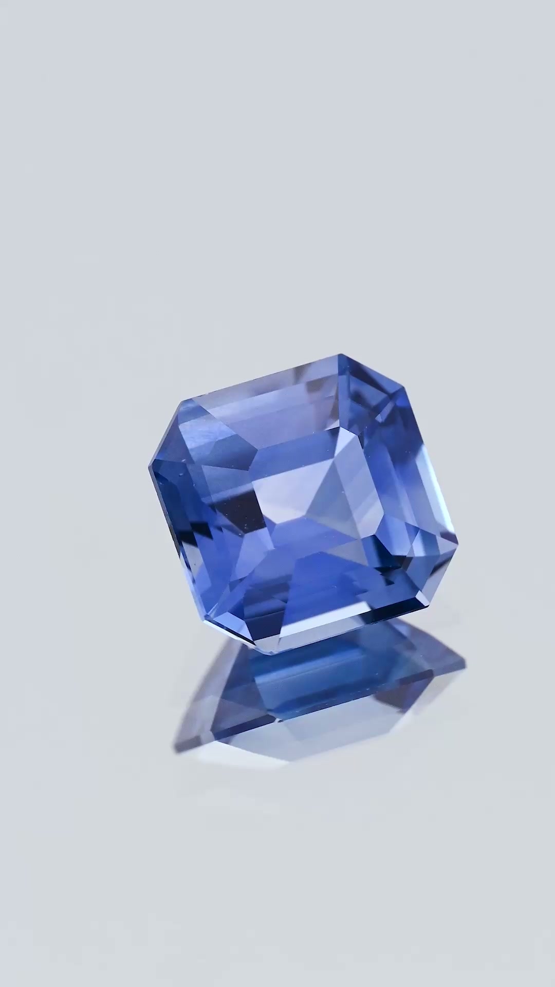 Blue Sapphire 2.20ct