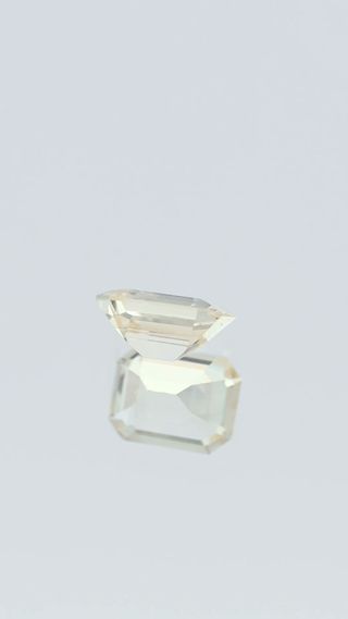 Natural Light Yellow Sapphire Unheated thumbnail 6