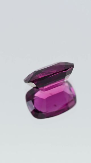 Natural Rhodolite Garnet Unheated thumbnail 5
