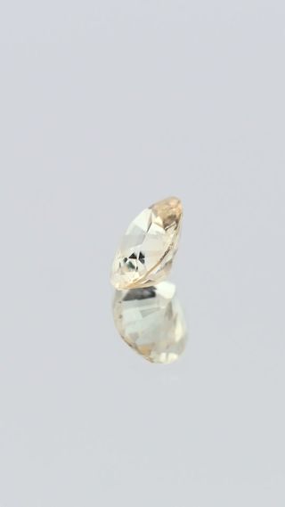 Natural Yellow Sapphire Unheated thumbnail 4